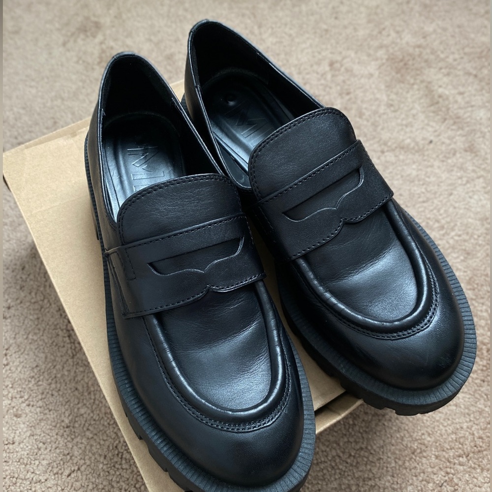 Black Leather Loafers women - Picture 7 of 10